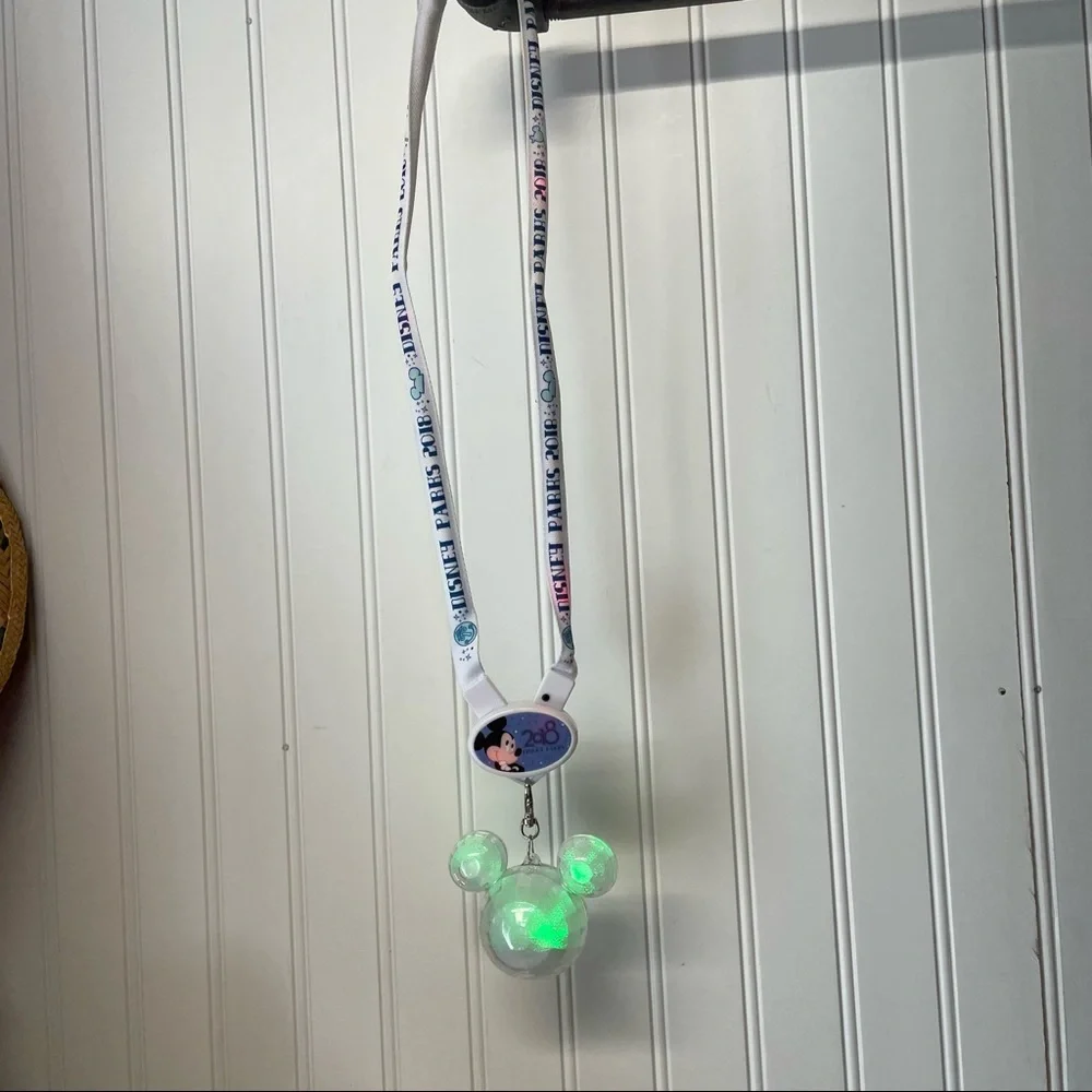 2018 Disney Parks Glow Up Lanyard